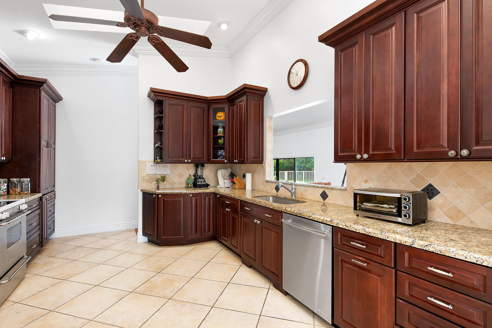 1981 Northwest 25th Street Boca Raton, FL 33431 - Photo 12 of 42 DSC_0691