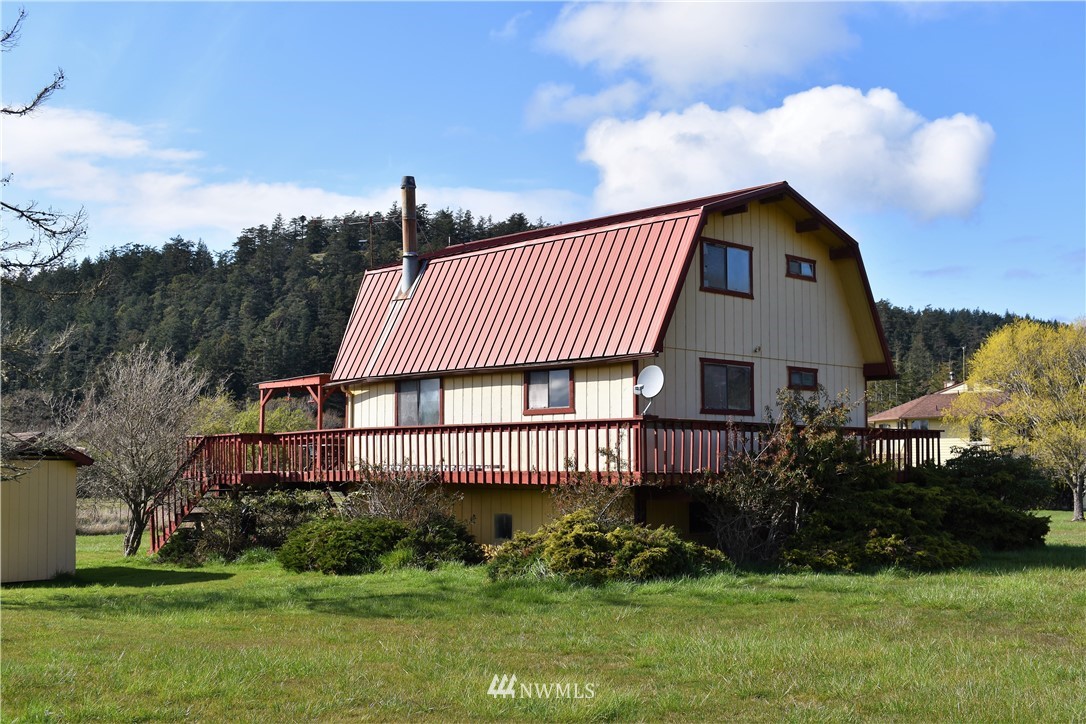 364 Airport Perimeter Way Decatur Island, WA 98221 - Photo 1 of 25 Gallery Image 1