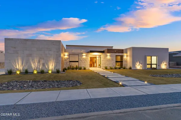 $1,299,999 | 406 Del Rio View Drive, El Paso, TX 79932