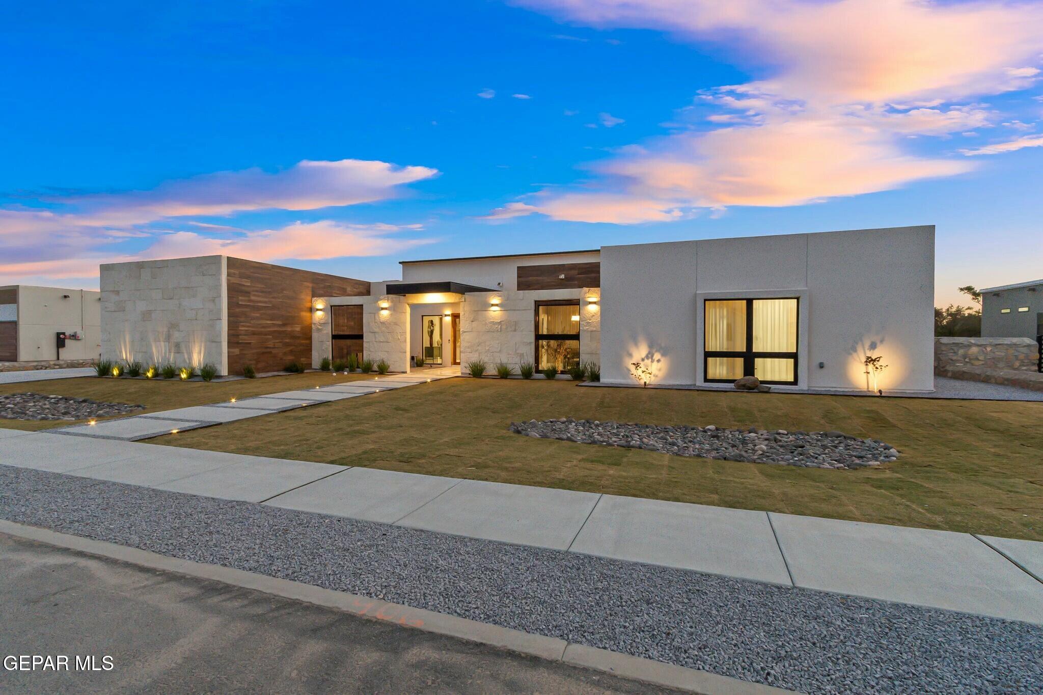 406 Del Rio View Drive El Paso, TX 79932 - Photo 3 of 70 tempImageu50WYg