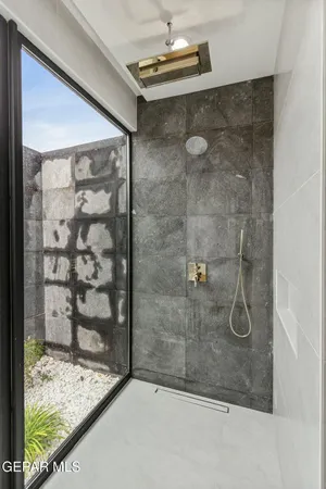 $1,299,999 | 406 Del Rio View Drive, El Paso, TX 79932