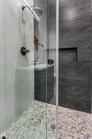 $1,299,999 | 406 Del Rio View Drive, El Paso, TX 79932