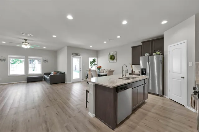 $305,000 | 2254 Strong Horse Drive, Conroe, TX 77301