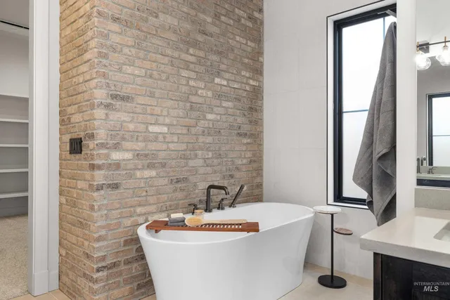 $1,085,000 | 133 South Steel Farm Avenue, Eagle, ID 83616