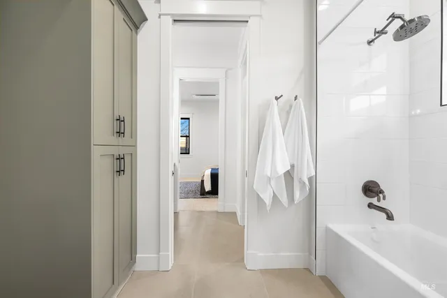 $1,085,000 | 133 South Steel Farm Avenue, Eagle, ID 83616