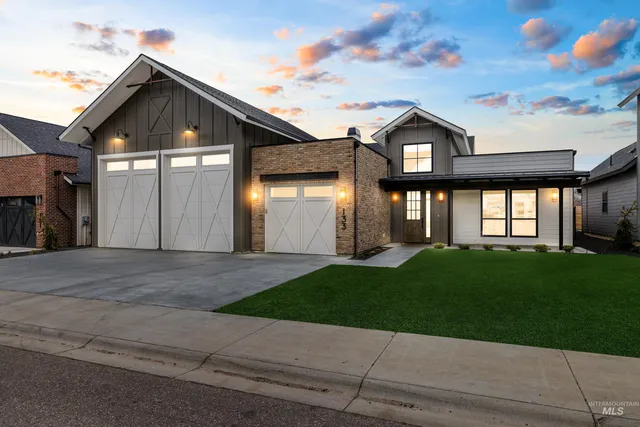 $1,085,000 | 133 South Steel Farm Avenue, Eagle, ID 83616