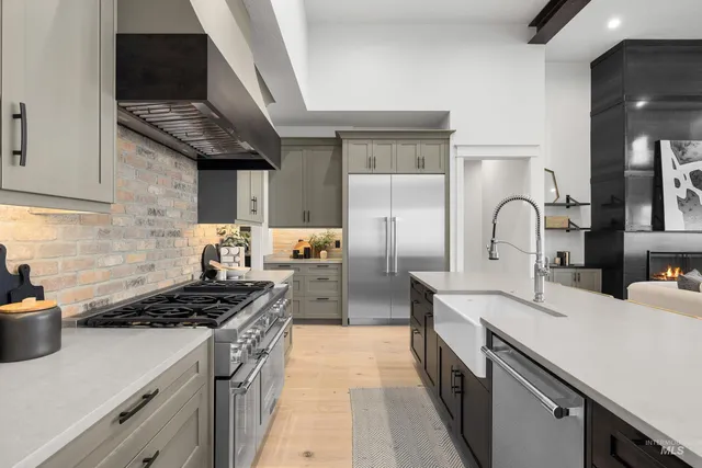 $1,085,000 | 133 South Steel Farm Avenue, Eagle, ID 83616