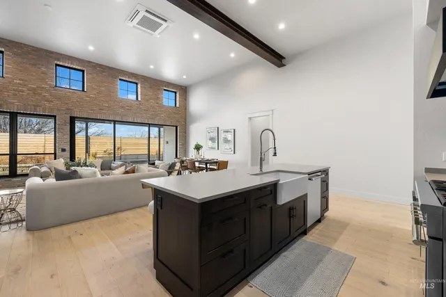 $1,085,000 | 133 South Steel Farm Avenue, Eagle, ID 83616