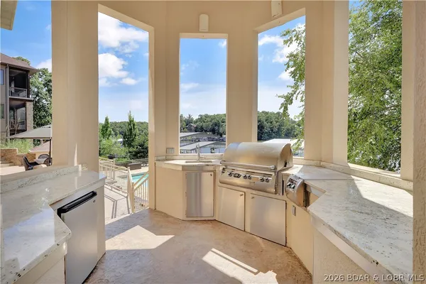 $3,495,000 | 775 Grand View Drive, Sunrise Beach, MO 65079