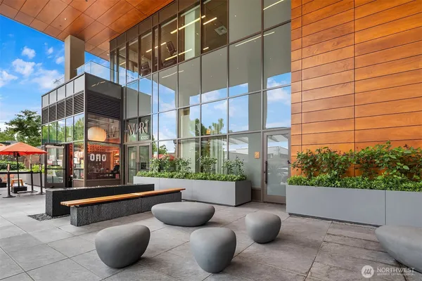 $795,000 | 10232 Northeast 10th Street, Unit 708, Bellevue, WA 98004