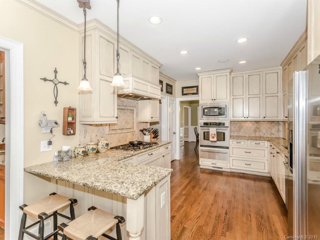 3933 Ayscough Road Charlotte, NC 28211 - Photo 11 of 24 Gallery Image 11