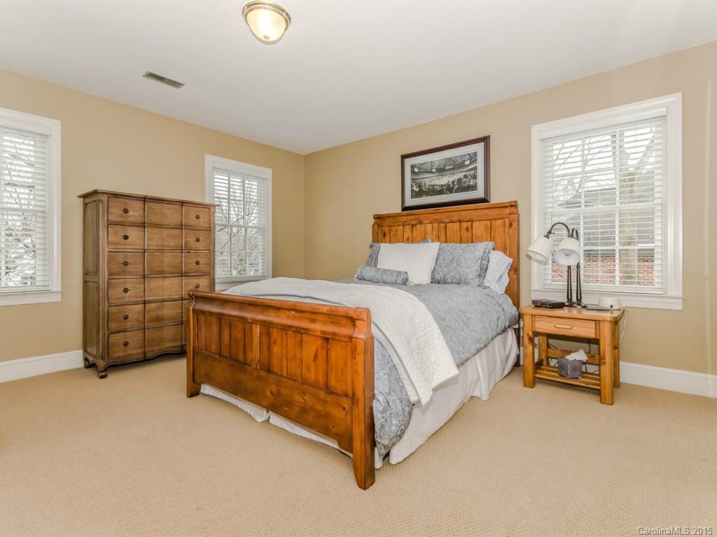 3933 Ayscough Road Charlotte, NC 28211 - Photo 17 of 24 Gallery Image 17
