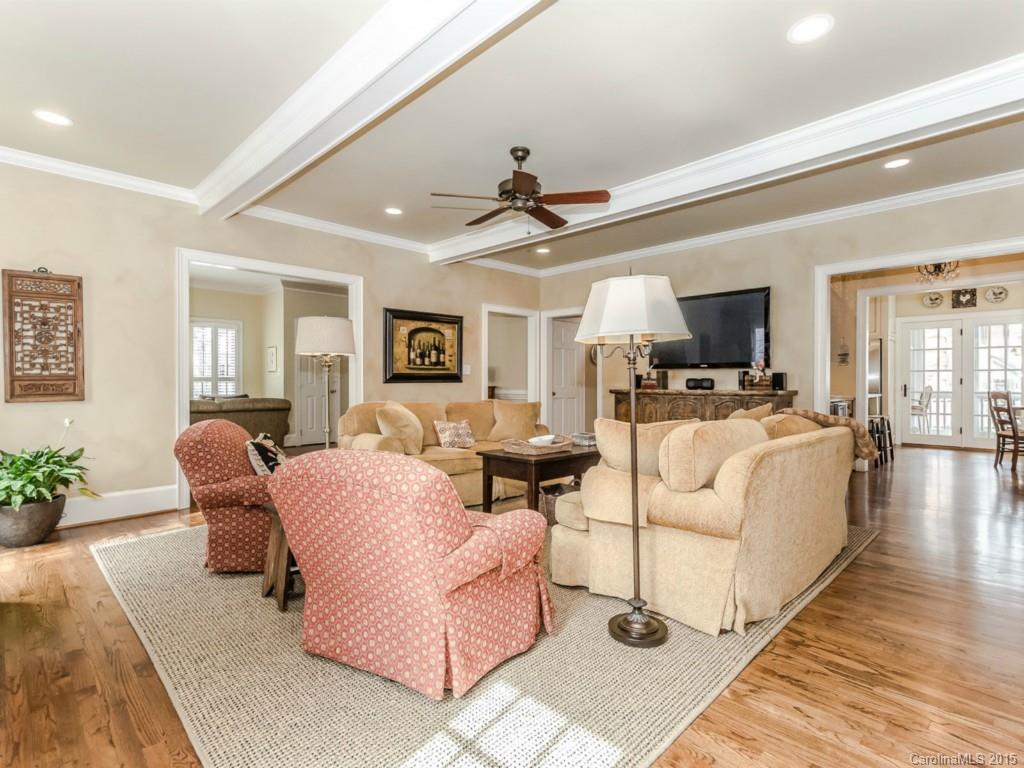 3933 Ayscough Road Charlotte, NC 28211 - Photo 7 of 24 Gallery Image 7