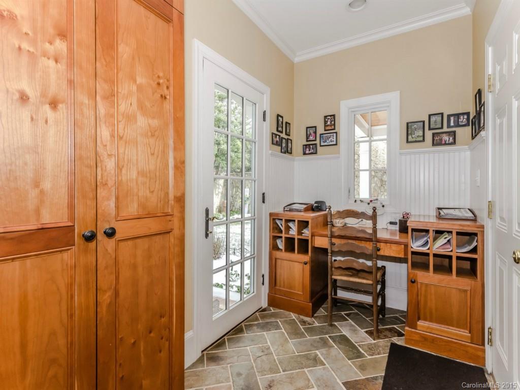 3933 Ayscough Road Charlotte, NC 28211 - Photo 9 of 24 Gallery Image 9