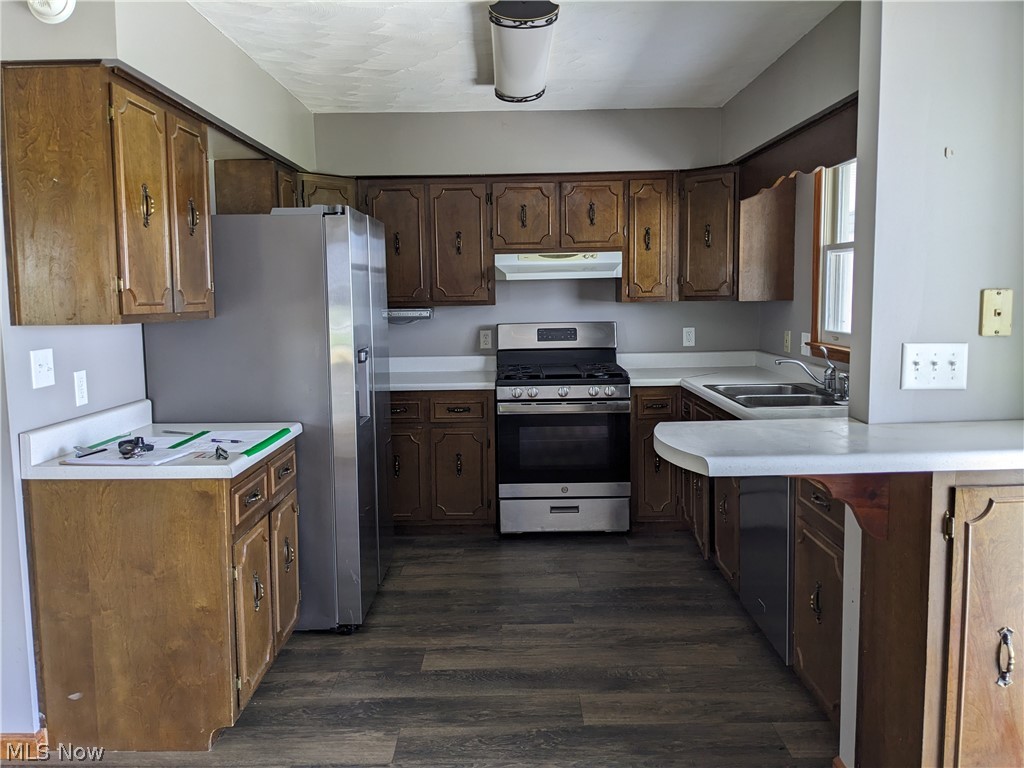 13096 Smith Road Wellington, OH 44090 - Photo 10 of 24 Kitchen