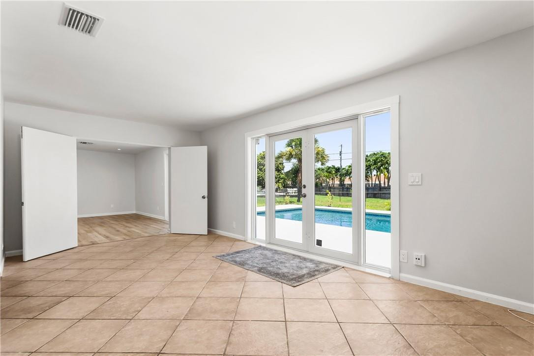 4000 Northwest 3rd Avenue Boca Raton, FL 33431 - Photo 15 of 39 Photo 15