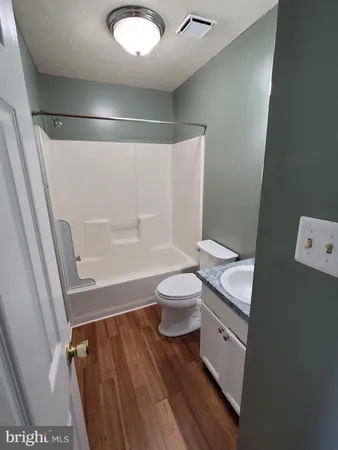 $2,300 | 233 Charleston Court, La Plata, MD 20646