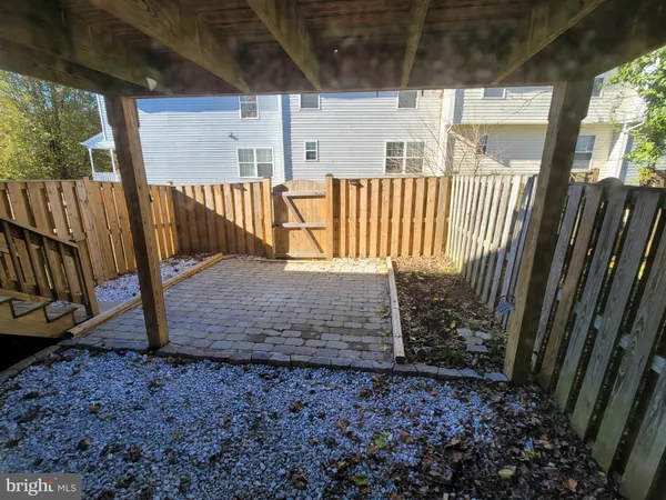 $2,300 | 233 Charleston Court, La Plata, MD 20646