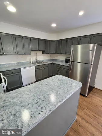 $2,300 | 233 Charleston Court, La Plata, MD 20646