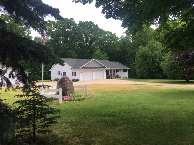 9988 West Finkle Road McBain, MI 49657 - Photo 64 of 68 1844156-79.JPG