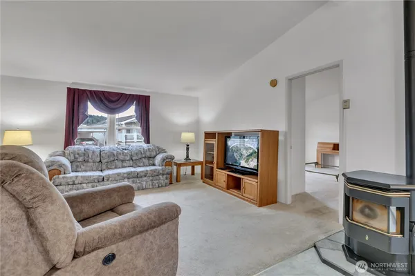 $99,000 | 10702 63rd Street East, Unit 36B, Puyallup, WA 98372