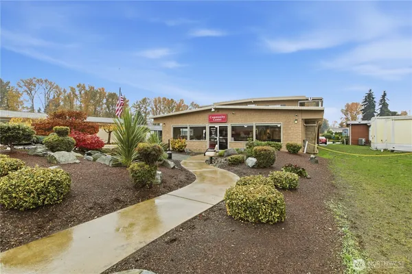 $99,000 | 10702 63rd Street East, Unit 36B, Puyallup, WA 98372