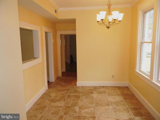 6102 Frederick Road Catonsville, MD 21228 - Photo 8 of 22 Breakfast Area