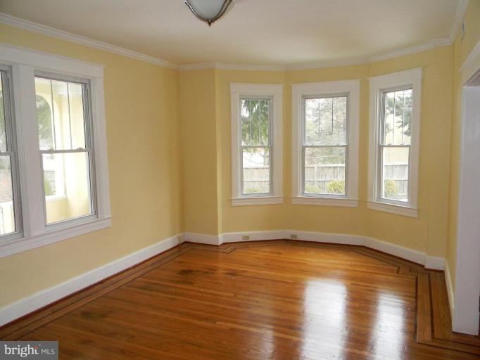 6102 Frederick Road Catonsville, MD 21228 - Photo 9 of 22 Dining Room