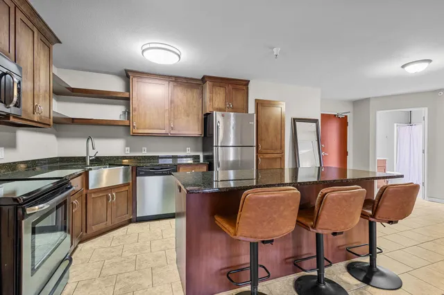 $190,000 | 118 South Washington Street, Unit 335A, Green Bay, WI 54301