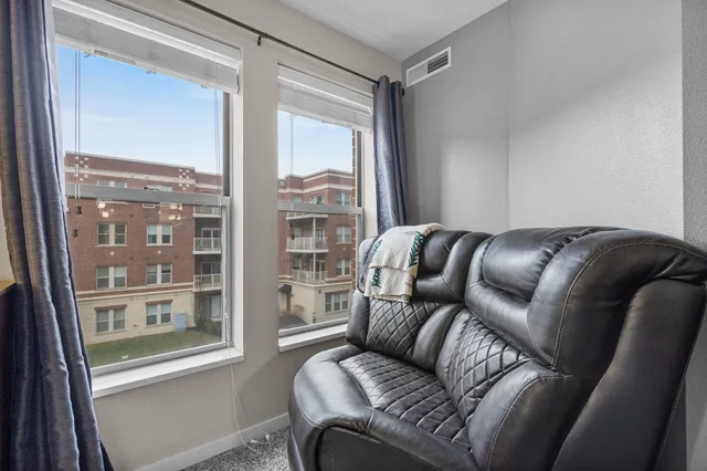 $190,000 | 118 South Washington Street, Unit 335A, Green Bay, WI 54301