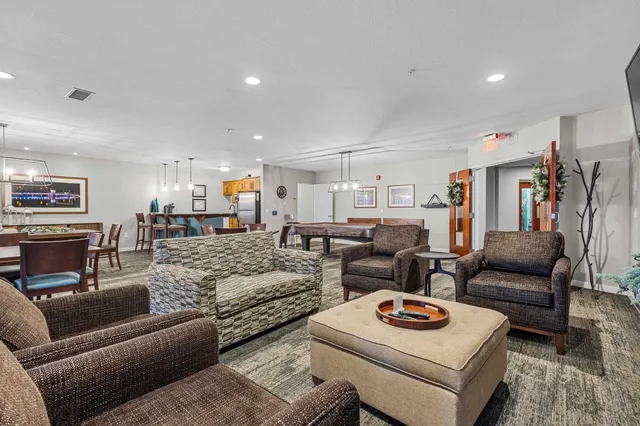 $190,000 | 118 South Washington Street, Unit 335A, Green Bay, WI 54301