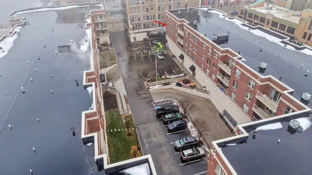 $190,000 | 118 South Washington Street, Unit 335A, Green Bay, WI 54301