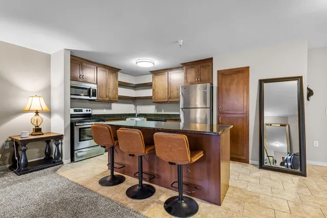 $190,000 | 118 South Washington Street, Unit 335A, Green Bay, WI 54301