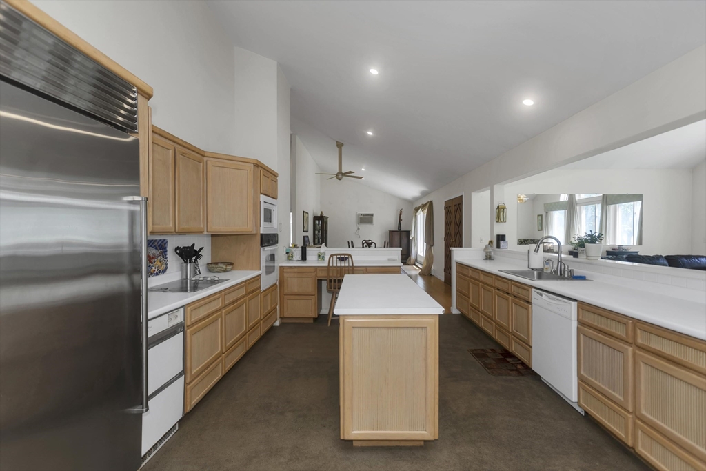 447 Loring Road Barre, MA 01005 - Photo 22 of 36
