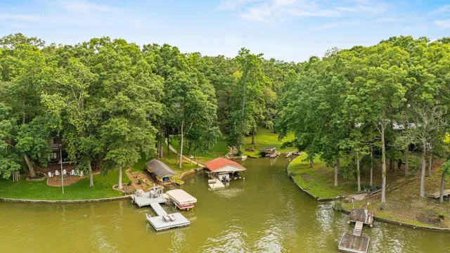 $775,000 | 7321 Coastal Drive, Harrison, TN 37341