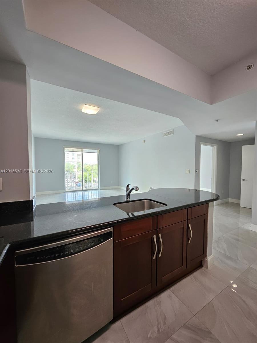 7270 Southwest 88th Street, Unit B202 Miami, FL 33156 - Photo 6 of 19