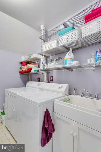 7817 Richfield Road Springfield, VA 22153 - Photo 14 of 30 Interior (General)