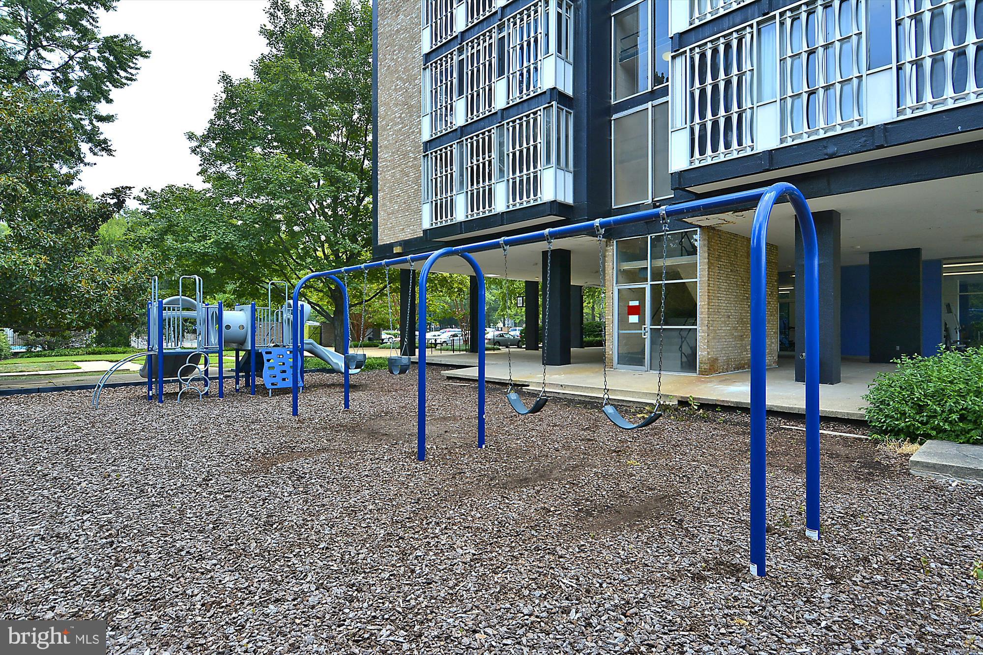 1311 Delaware Avenue Southwest, Unit S331 Washington, DC 20024 - Photo 31 of 35 a view of a house with a porch