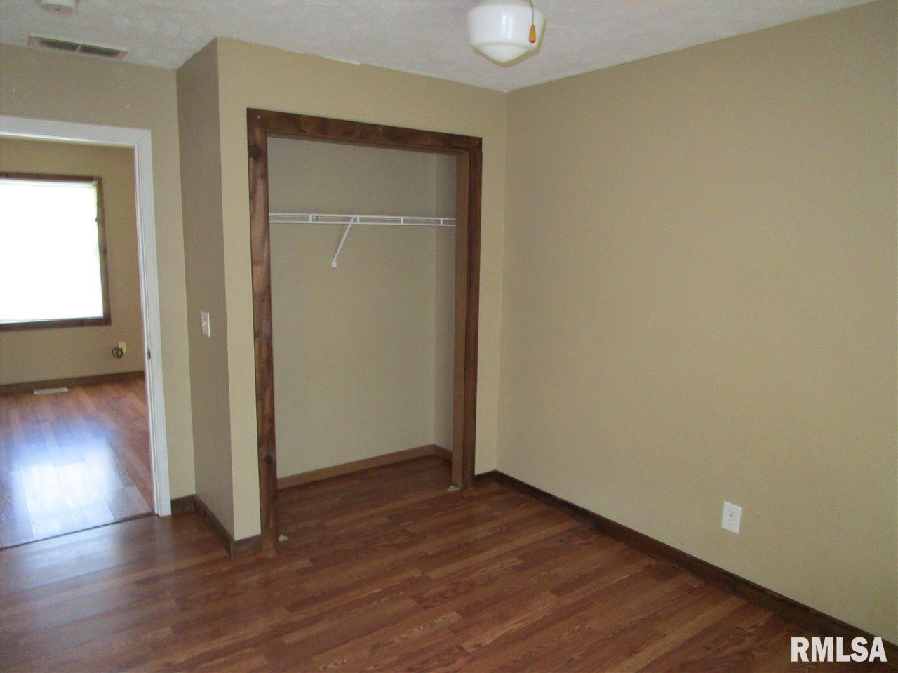 1327 Morton Avenue Springfield, IL 62702 - Photo 14 of 20 Gallery Image 14