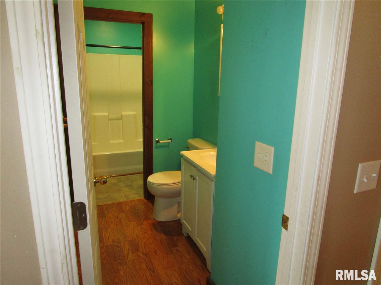 1327 Morton Avenue Springfield, IL 62702 - Photo 10 of 20 Gallery Image 10
