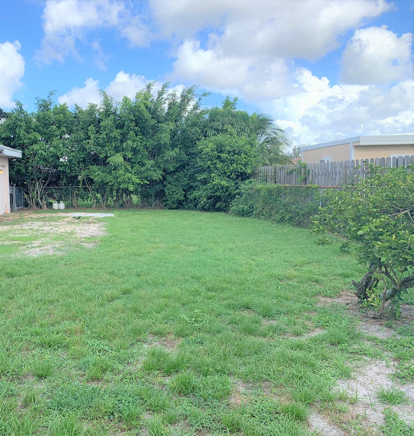 19471 Colorado Circle Boca Raton, FL 33434 - Photo 17 of 28 Back
