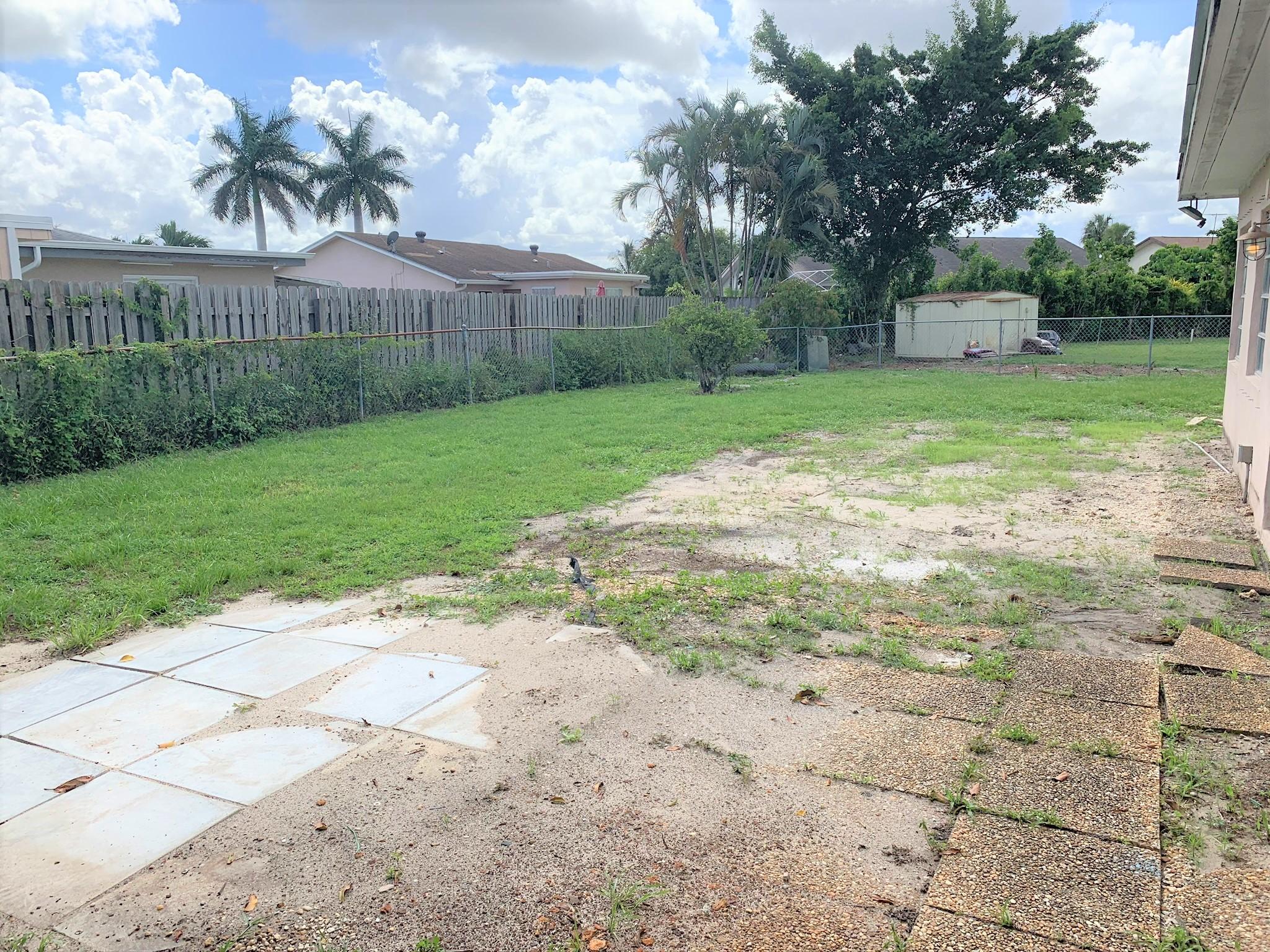 19471 Colorado Circle Boca Raton, FL 33434 - Photo 18 of 28 Back