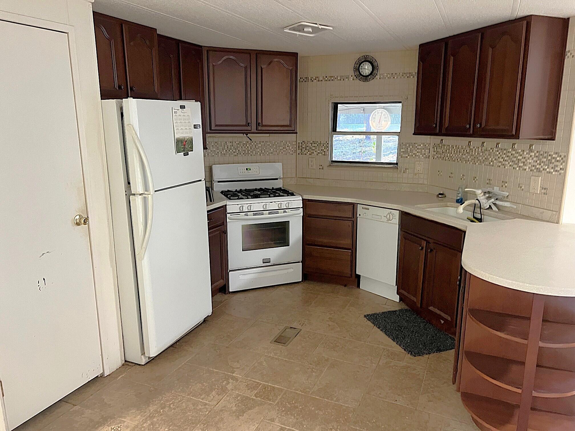 166 Miller Road DeFuniak Springs, FL 32435 - Photo 47 of 76 Double Wide - Kitchen (1)