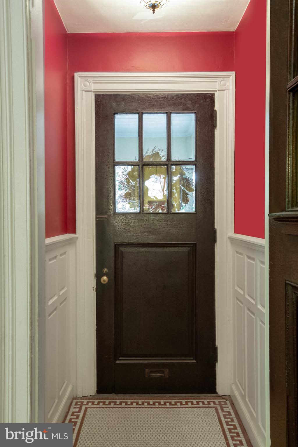 2526 South Cleveland Street Philadelphia, PA 19145 - Photo 5 of 29 a view of an entryway