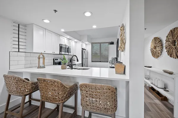 $6,500 | 101 South Seas Drive, Unit 105, Jupiter, FL 33477