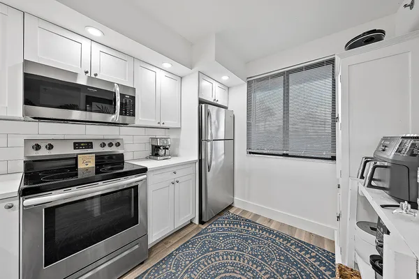 $6,500 | 101 South Seas Drive, Unit 105, Jupiter, FL 33477