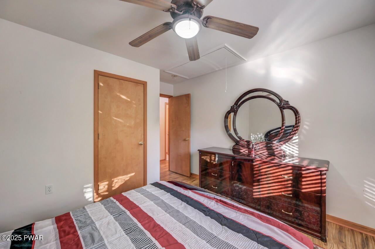 2124 Oaktree Lane Bushkill, PA 18324 - Photo 46 of 53