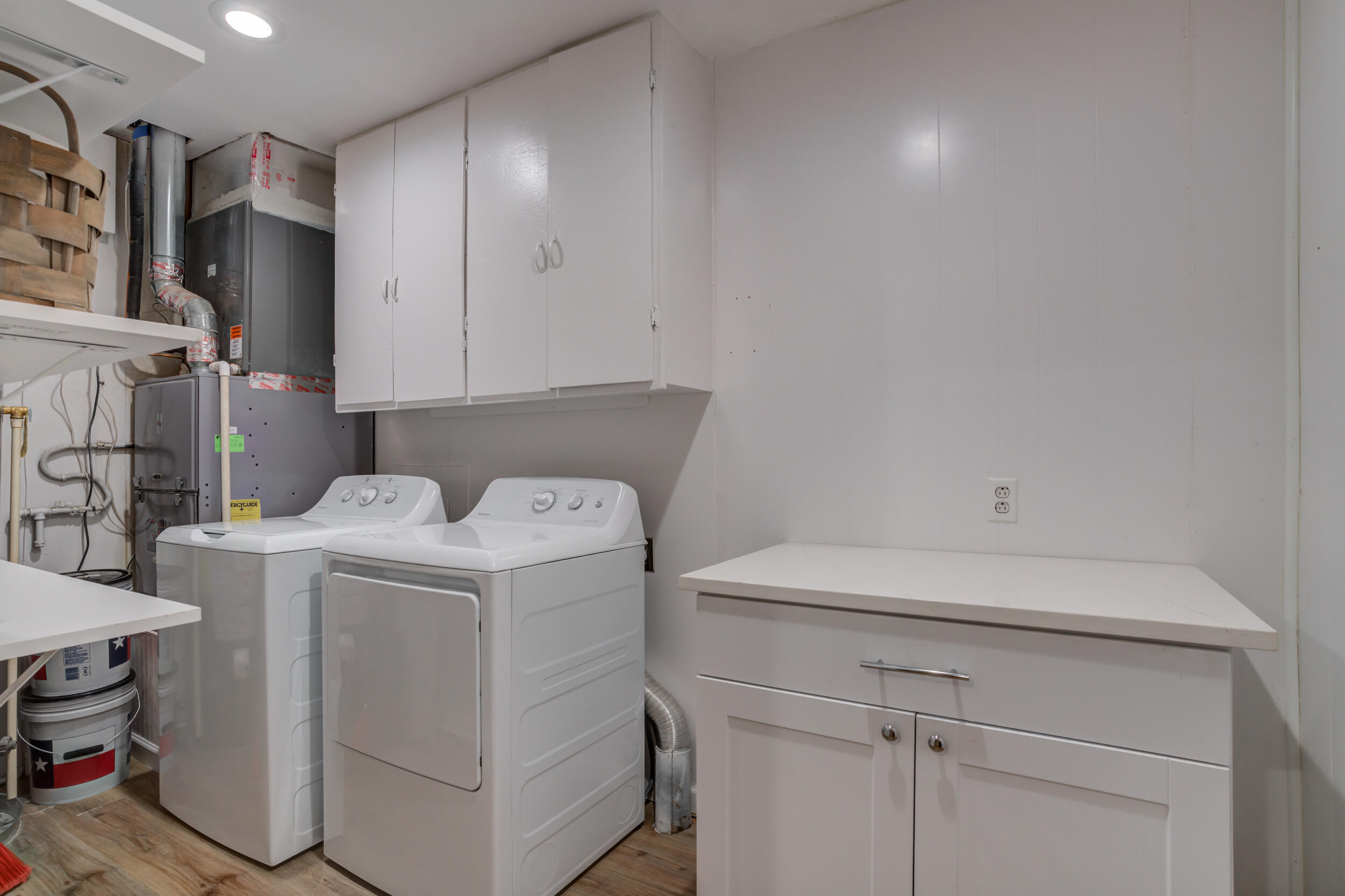 2802 39th Street Lubbock, TX 79413 - Photo 51 of 61 a utility room with dryer and washer