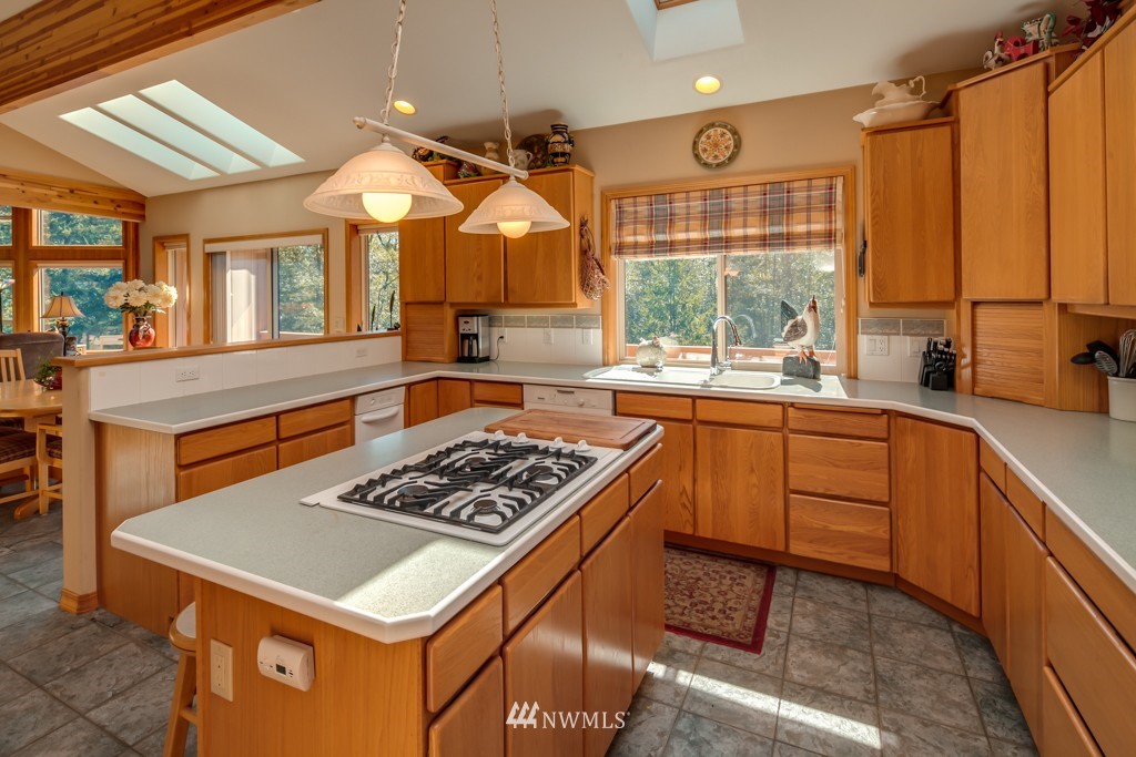 3080 Haynie Road Custer, WA 98240 - Photo 8 of 25