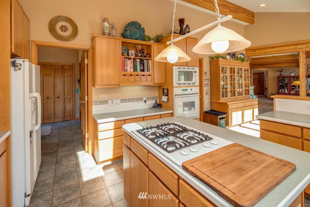 3080 Haynie Road Custer, WA 98240 - Photo 9 of 25